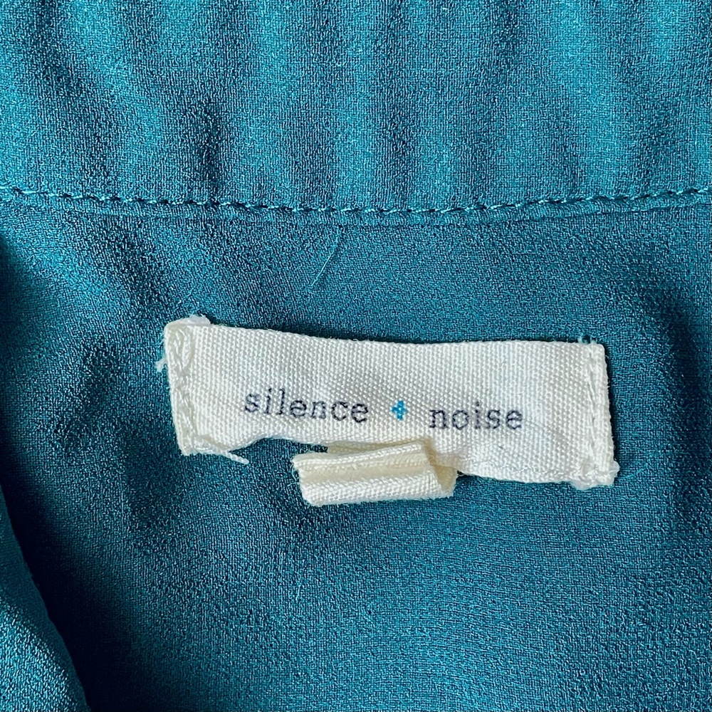Silence + Noise Emerald Green Chiffon Button Down Shirt Size M - Picture 3 of 5